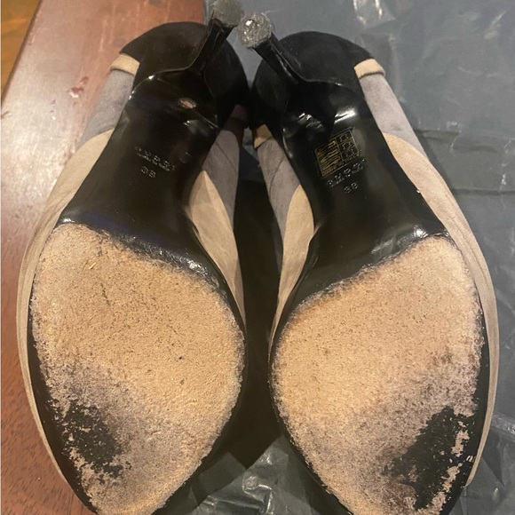 Gucci colorblock suede heels - good condition - Picture 3 of 7
